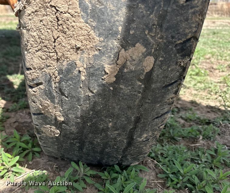 image for item KL9256 McCurdy  gravity wagon