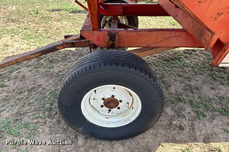 image for item KL9256 McCurdy  gravity wagon