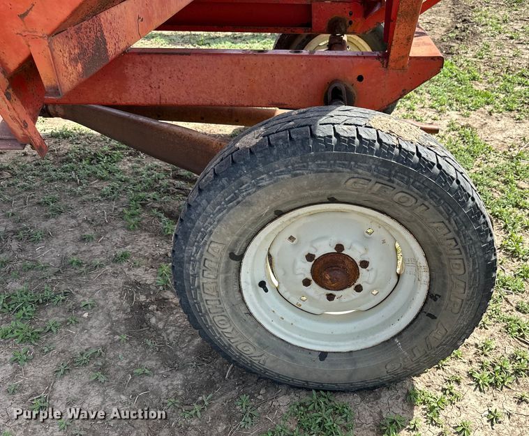 image for item KL9256 McCurdy  gravity wagon