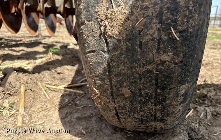 image for item KL9257 Sunflower G12  off-set disk