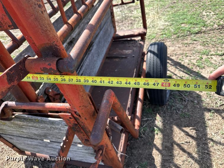 image for item KL9259 Livestock squeeze chute
