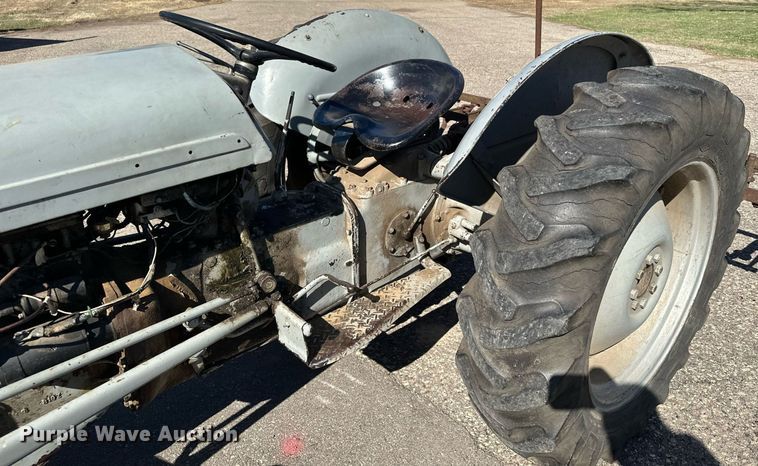 image for item KU9917 1951 Ferguson TO-20  tractor