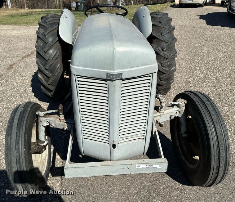 image for item KU9917 1951 Ferguson TO-20  tractor