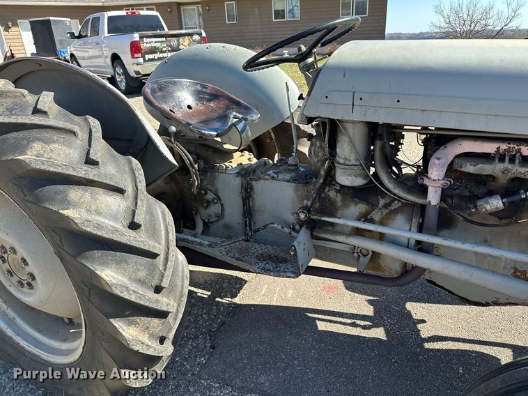 image for item KU9917 1951 Ferguson TO-20  tractor
