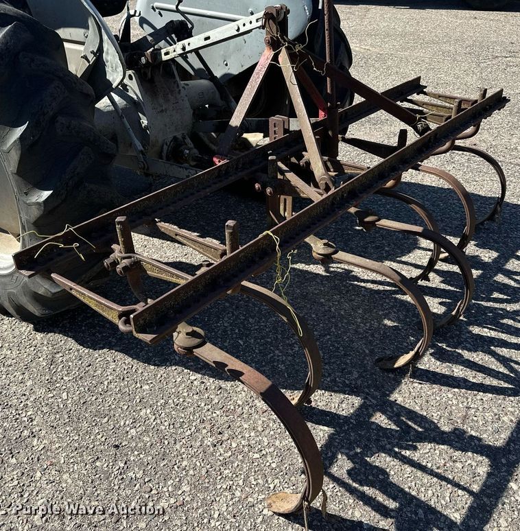 image for item KU9917 1951 Ferguson TO-20  tractor