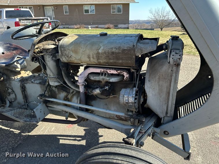 image for item KU9917 1951 Ferguson TO-20  tractor