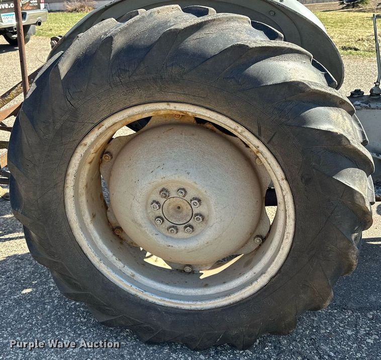 image for item KU9917 1951 Ferguson TO-20  tractor