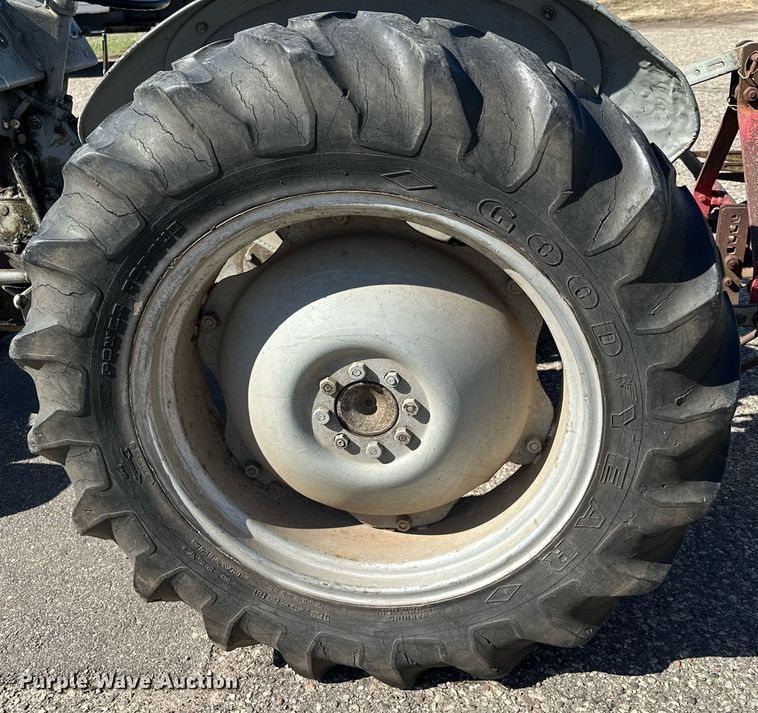 image for item KU9917 1951 Ferguson TO-20  tractor