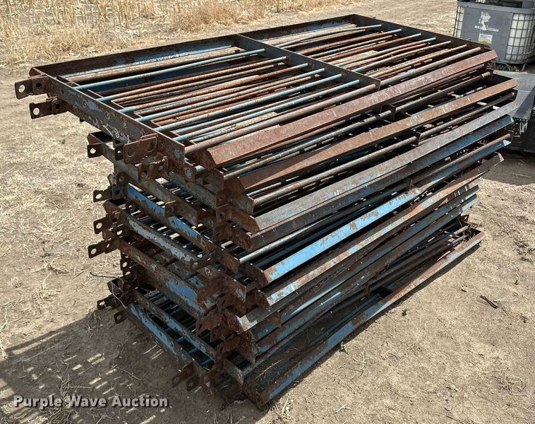 image for item KX9090 Hog panels