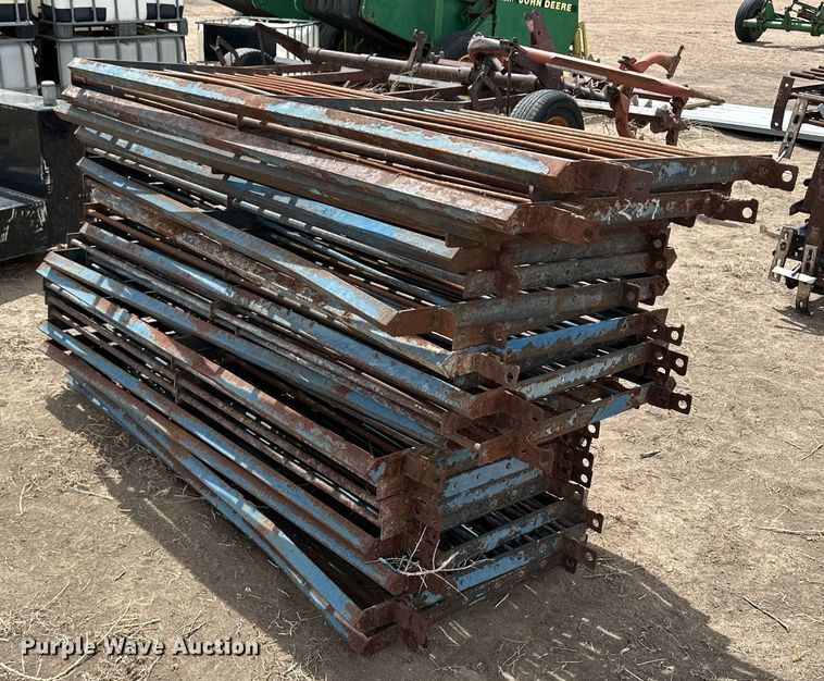 image for item KX9090 Hog panels