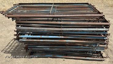 image for item KX9090 Hog panels