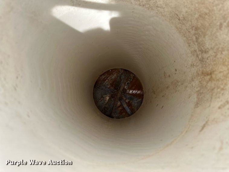 image for item KX9097 (20) hog feeders