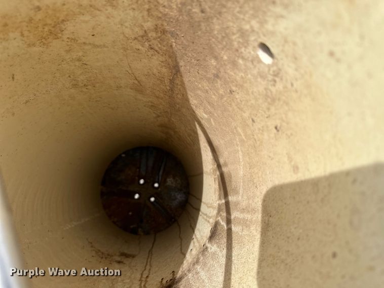 image for item KX9097 (20) hog feeders