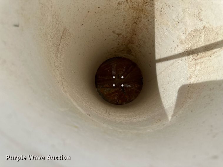 image for item KX9097 (20) hog feeders