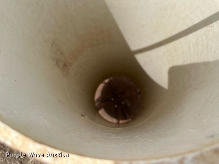 image for item KX9097 (20) hog feeders