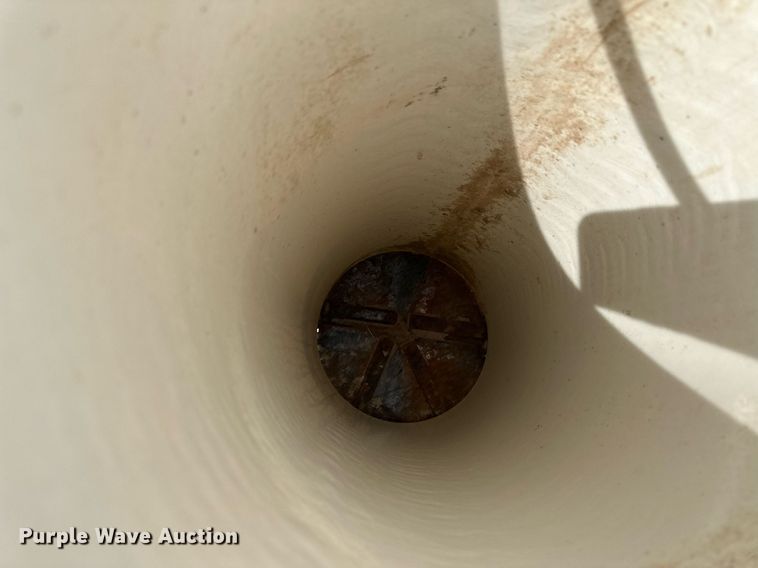 image for item KX9097 (20) hog feeders