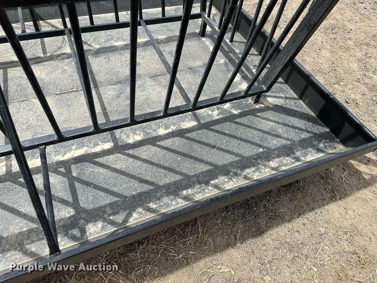 image for item KX9099 Livestock feeder