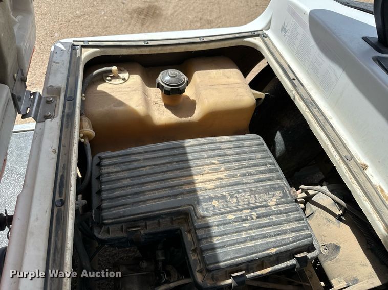 image for item KX9101 Yamaha  golf cart