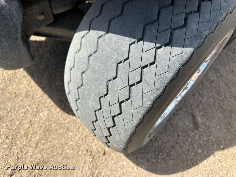 image for item KX9101 Yamaha  golf cart