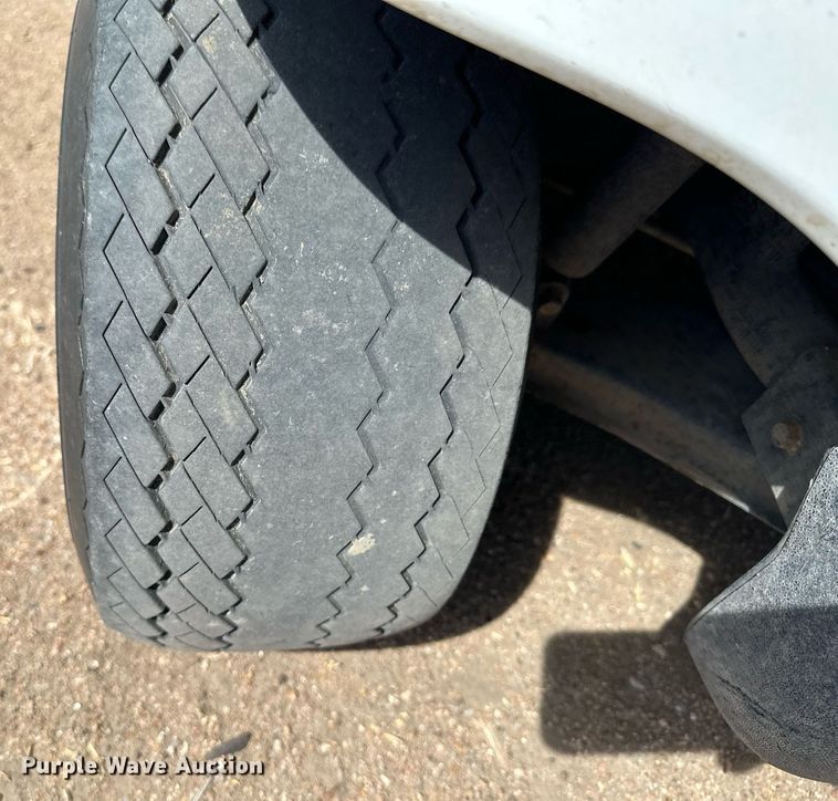 image for item KX9101 Yamaha  golf cart