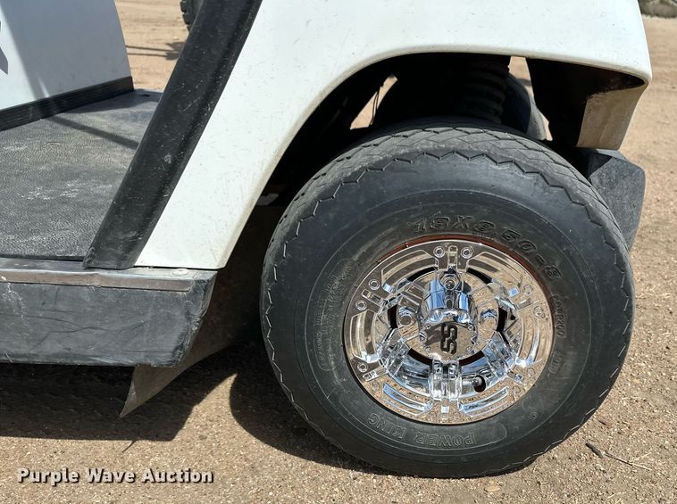 image for item KX9101 Yamaha  golf cart