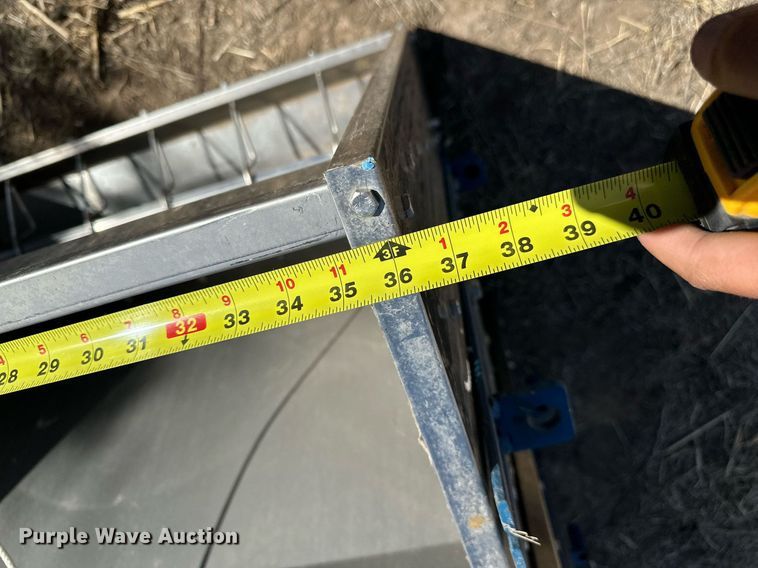 image for item KX9106 (6) hog feeders