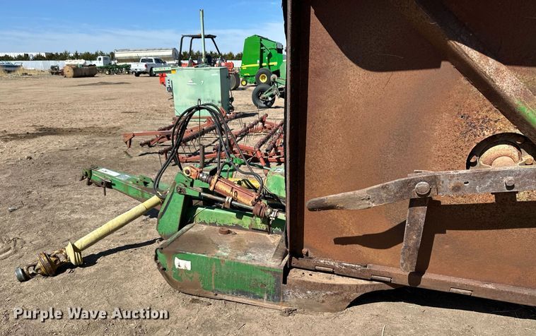 image for item KX9109 John Deere 1508  batwing rotary mower
