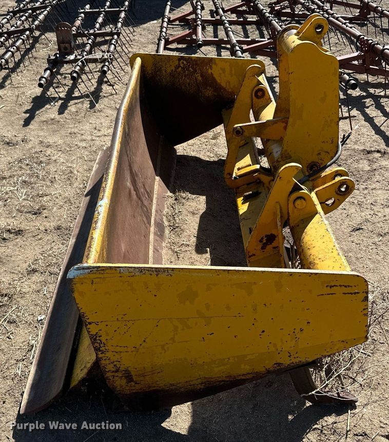 image for item KX9111 77' W box blade