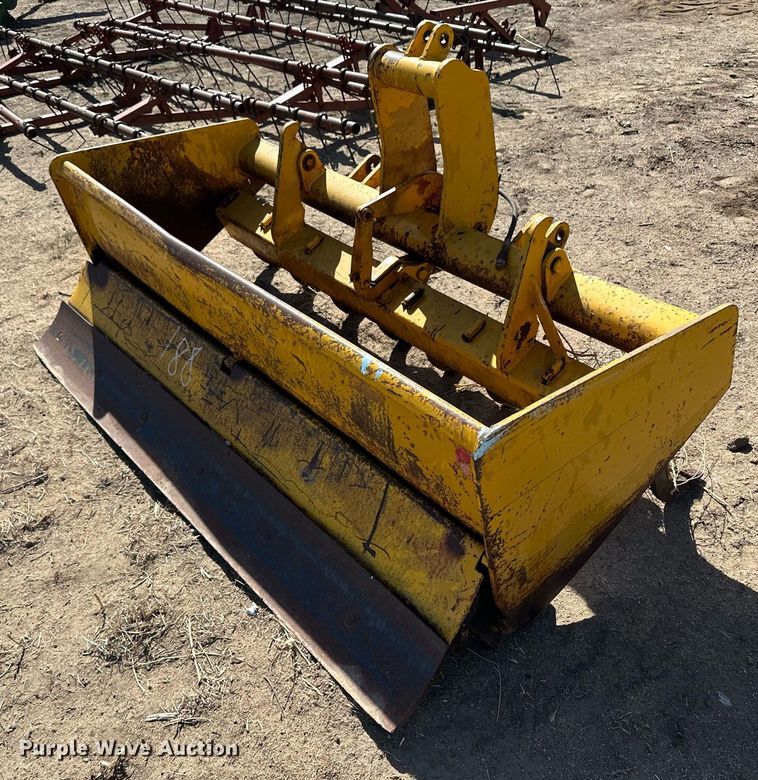 image for item KX9111 77' W box blade