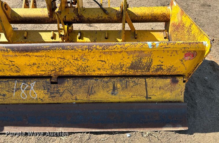 image for item KX9111 77' W box blade