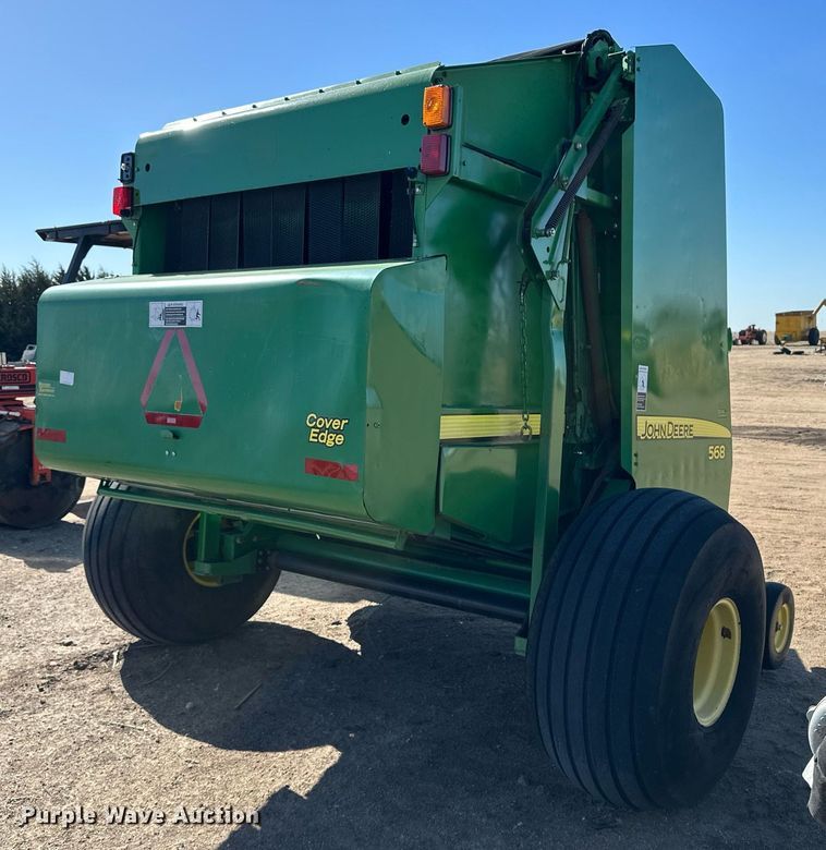 image for item KX9116 John Deere 568 Mega Wide Plus  round baler