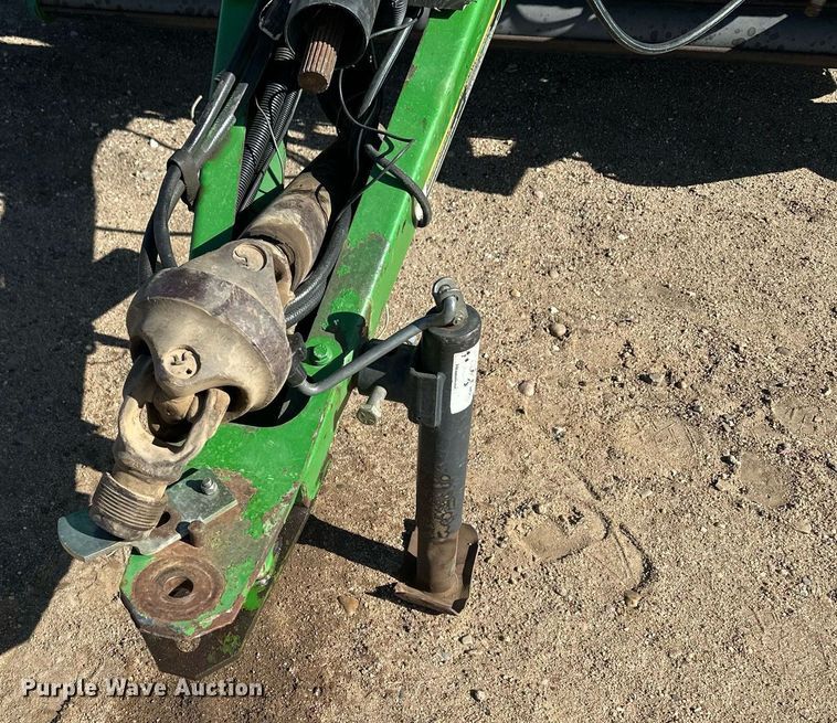 image for item KX9116 John Deere 568 Mega Wide Plus  round baler