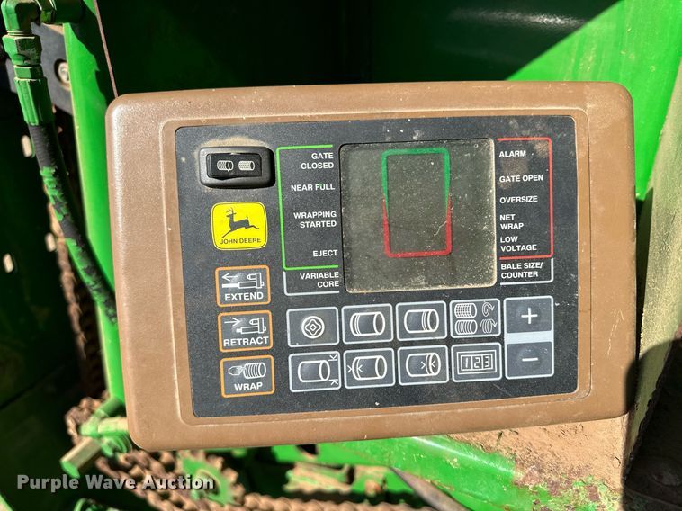 image for item KX9116 John Deere 568 Mega Wide Plus  round baler