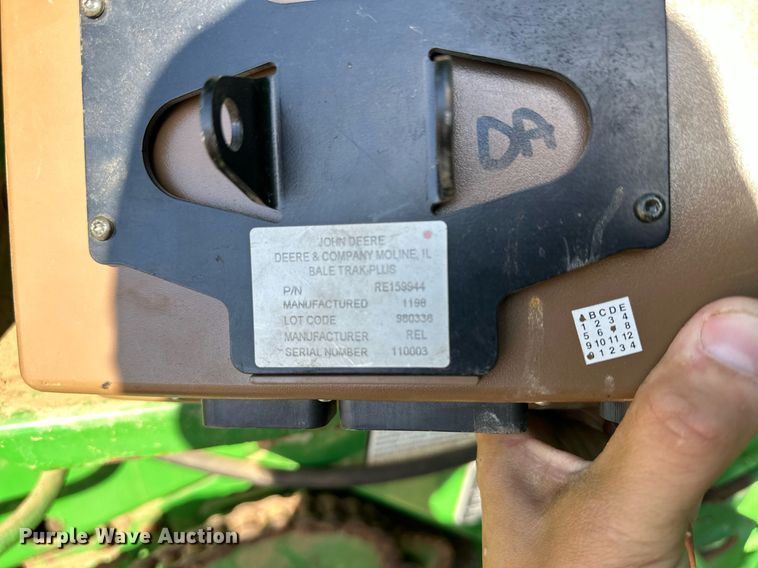 image for item KX9116 John Deere 568 Mega Wide Plus  round baler