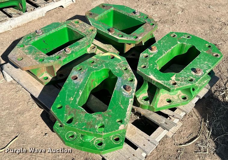 image for item KX9120 (8) John Deere combine axle extensions