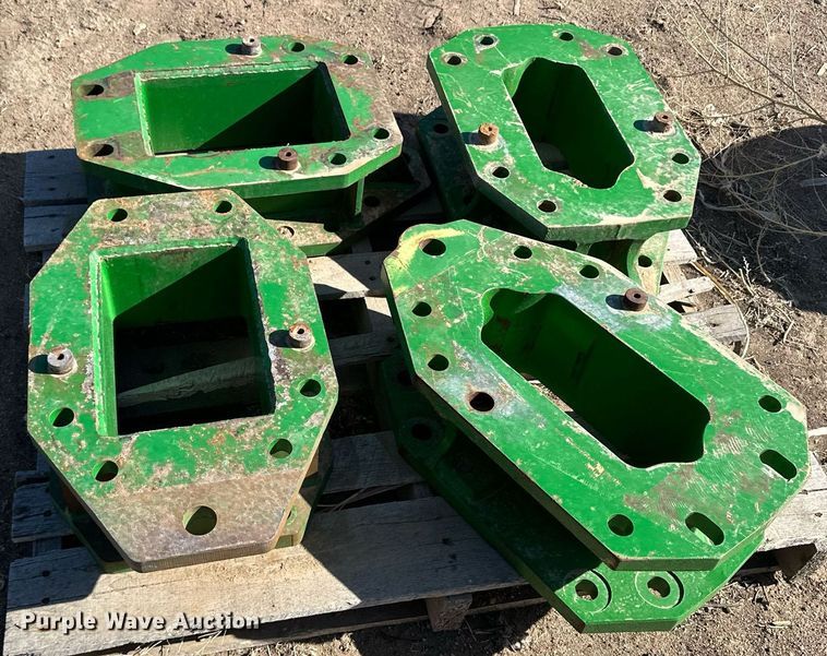 image for item KX9120 (8) John Deere combine axle extensions