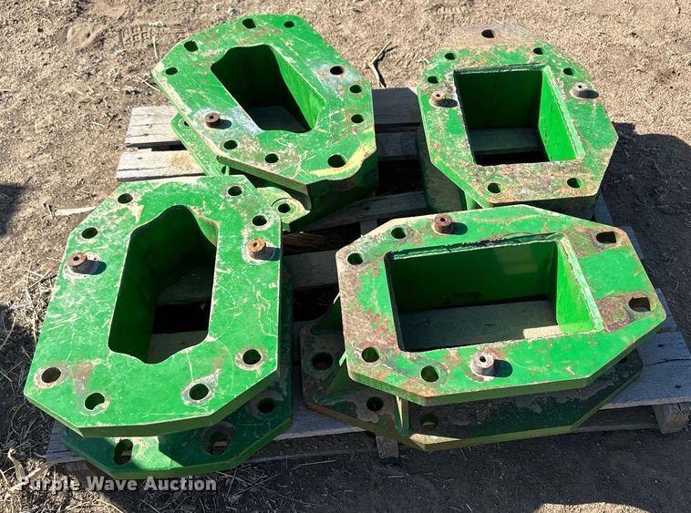 image for item KX9120 (8) John Deere combine axle extensions