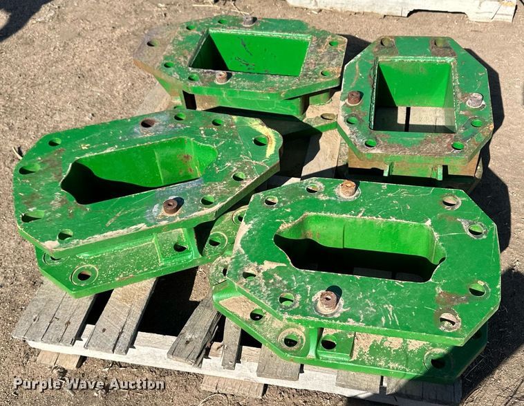 image for item KX9120 (8) John Deere combine axle extensions