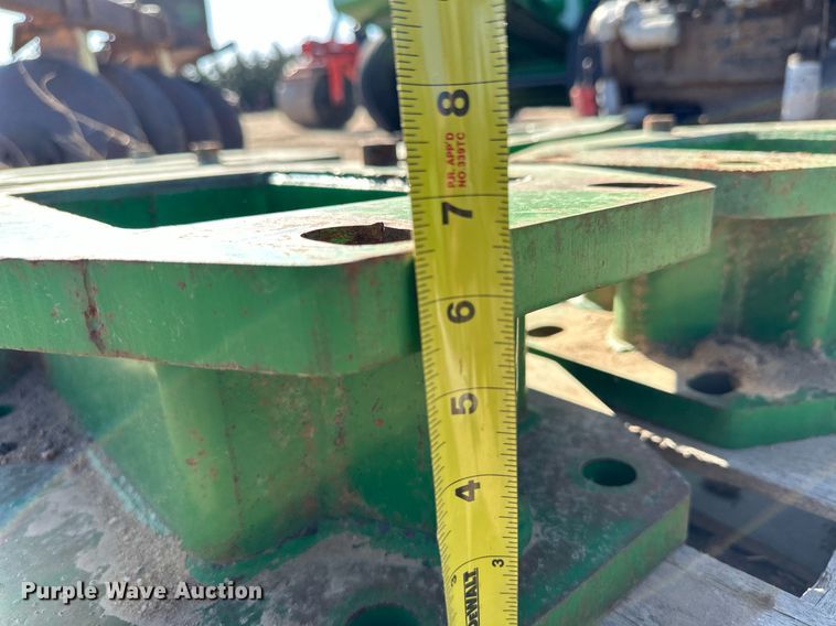 image for item KX9120 (8) John Deere combine axle extensions