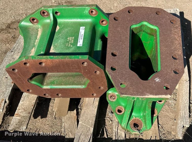 image for item KX9120 (8) John Deere combine axle extensions