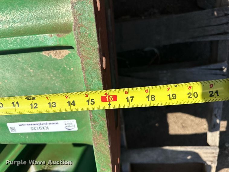 image for item KX9120 (8) John Deere combine axle extensions