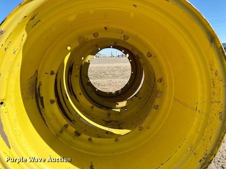 image for item KX9121 (8) John Deere combine wheels