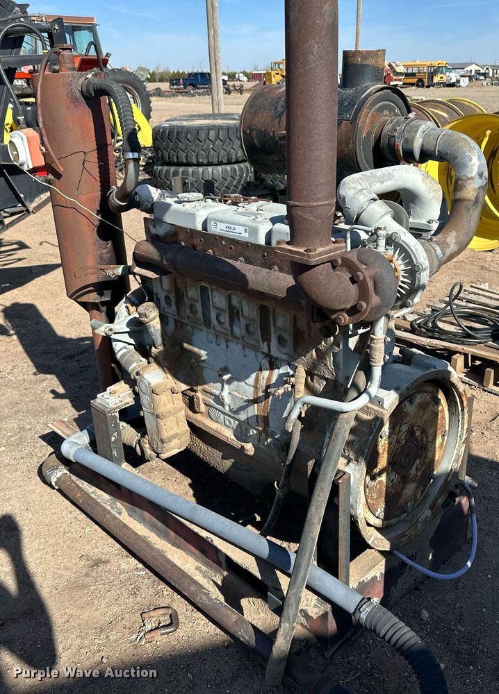 image for item KX9124 2001 Daewoo  engine