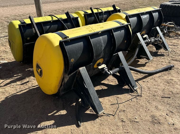 image for item KX9127 (4) John Deere fertilizer tanks