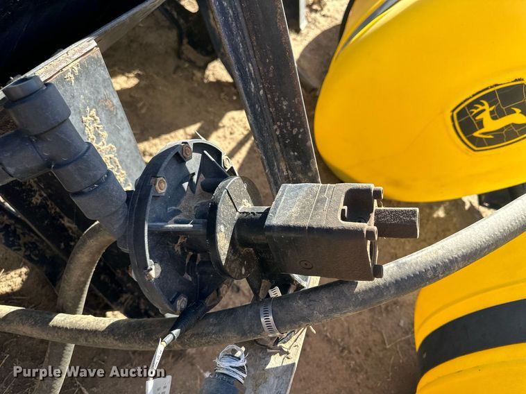 image for item KX9127 (4) John Deere fertilizer tanks