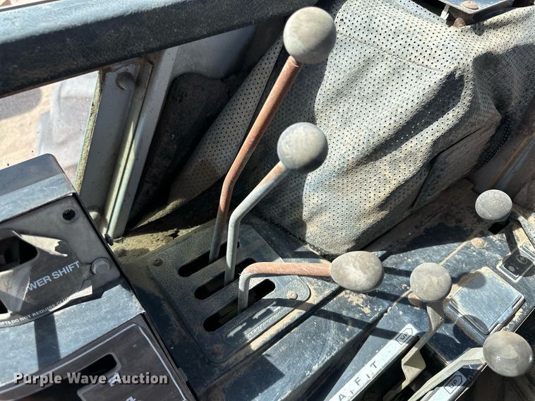 image for item KX9129 Massey Ferguson 2745  tractor