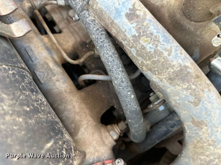 image for item KX9131 1996 New Holland LX865  skid steer loader