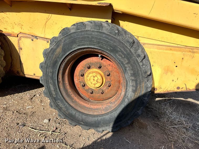 image for item KX9131 1996 New Holland LX865  skid steer loader