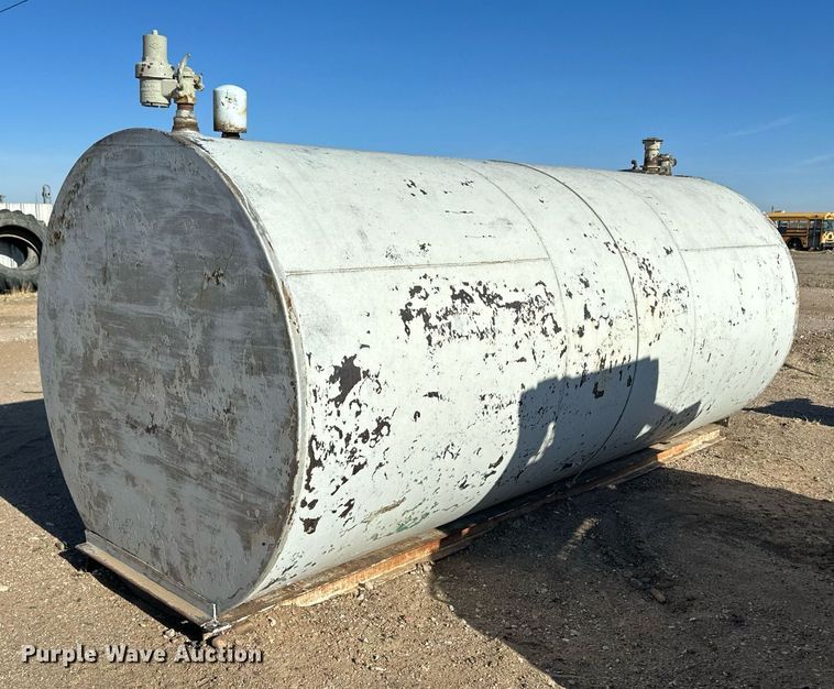 image for item KX9133 Fuel tank