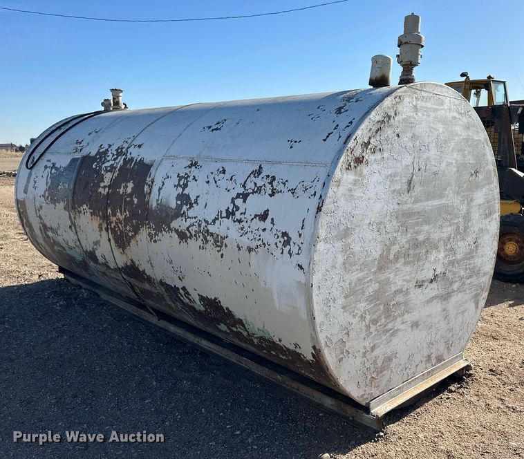 image for item KX9133 Fuel tank